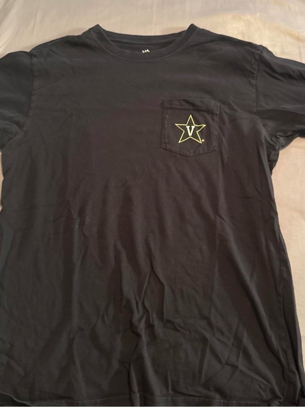 Southern Tide Black Short-Sleeve Pocket Tee with Yellow Star Logo - Picture 2 of 4
